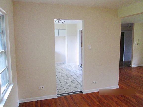 5th image of 1677 Clay Ct