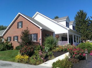 253 Wilkson Ln, Fayetteville, PA 17222