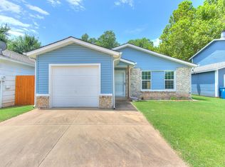 425 Dauphin Ave, Edmond, OK 73034