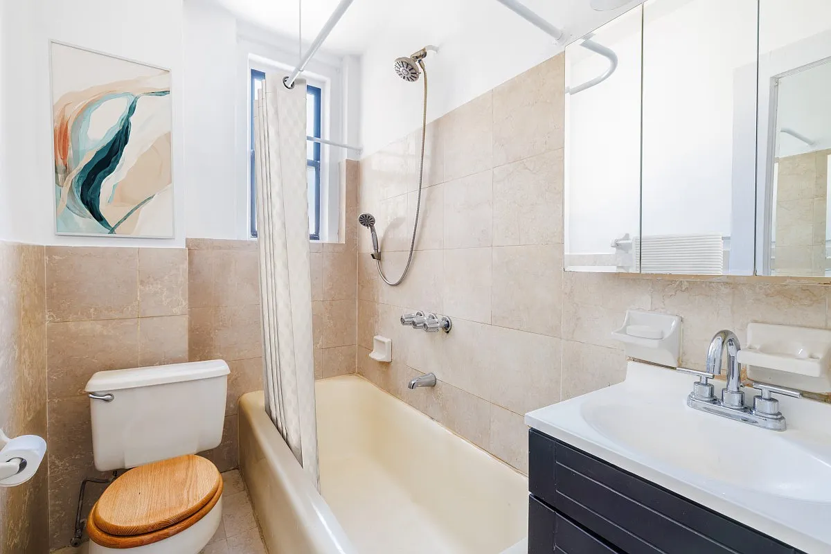 244 West 72nd Street — Photo 3