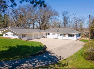 N8706 Landing Rd, Berlin, WI 54923