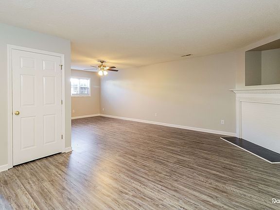 5th image of 5540 Woodspring Dr