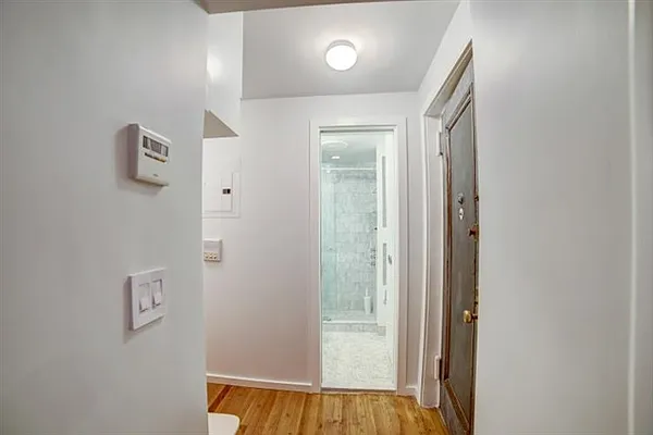 Sold by Redfin Real Estate | media 9