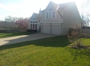 6520 Caenen Lake Rd, Shawnee, KS 66216