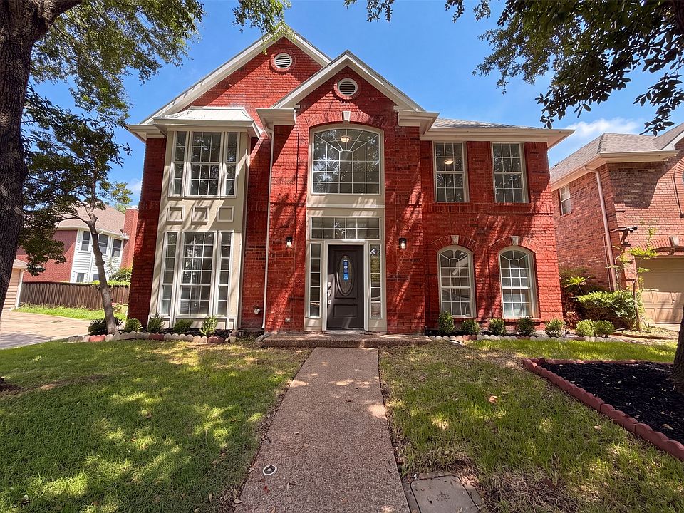 1st image of 317 Riverwalk Ln