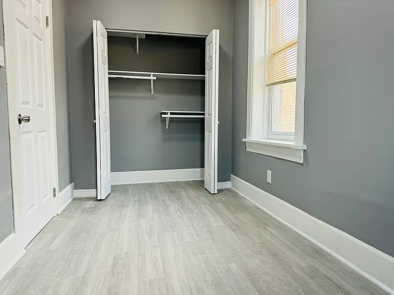 3247 S May St #2R — Photo 7