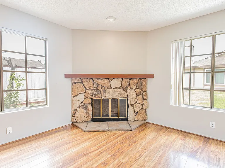 15809 Francisquito Ave #4 — Photo 34
