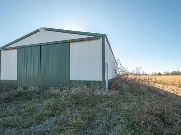 3470 Shawnee Rd, Wellsville, KS 66092