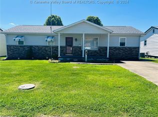 806 Kaiser Ave, Ravenswood, WV 26164