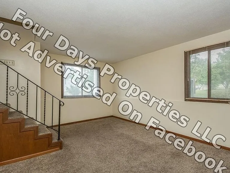 4421 S Union St — Photo 11
