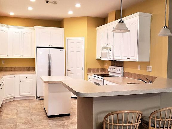 2nd image of 408 Palmer Dr #2048