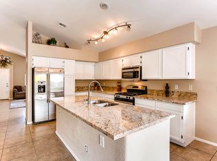 7389 Tamarind Ave, Las Vegas, NV 89147