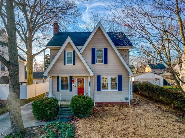 2414 16th St, Cuyahoga Falls, OH 44223