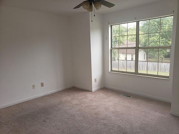 4th image of 7221 Ashford Glen Dr