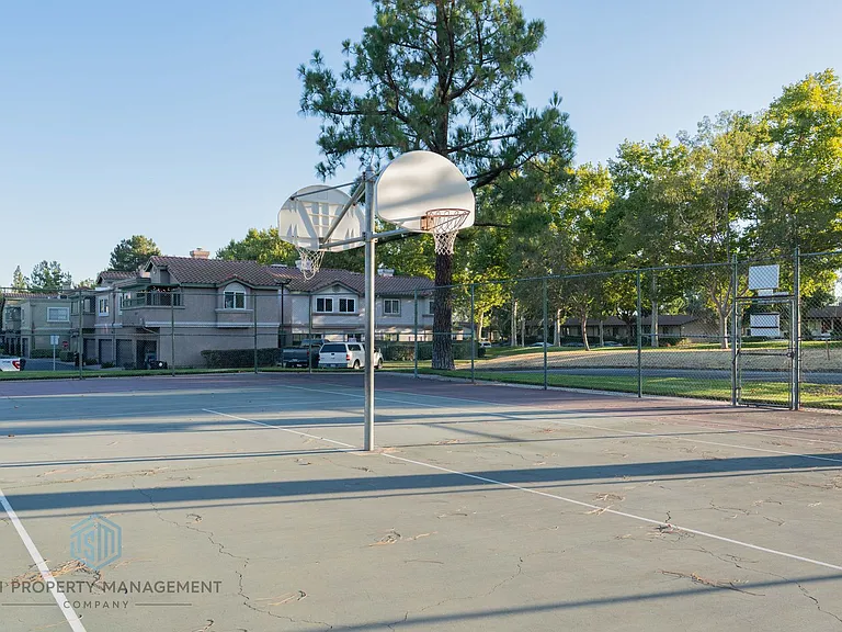 8407 Spring Desert Pl #E — Photo 20