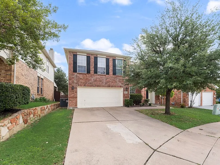 4241 Enchanted Rock Ln — Photo 1