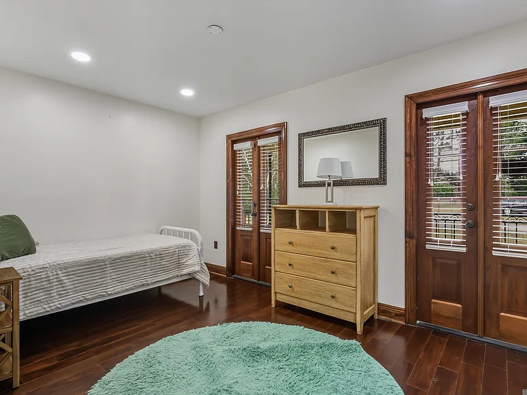6414 Highland Rd — Photo 19