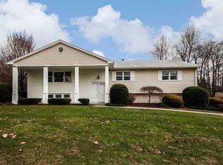 108 Canoe Brook Rd, Trumbull, CT 06611