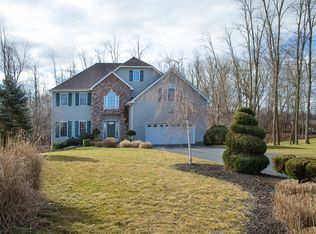 12 Village Ct, Hopewell Junction, NY 12533