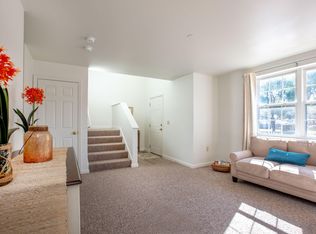 20 Guadalcanal St #20, Brunswick, ME 04011