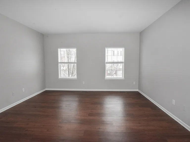 2210 Knotty Pine Trl — Photo 8