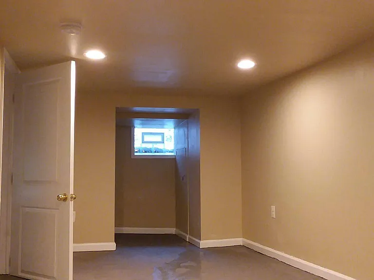 128 N Dearborn St — Photo 22