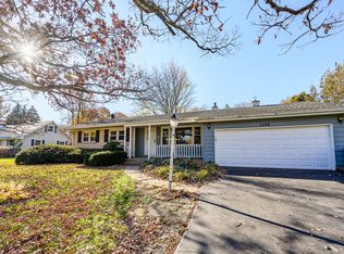 1056 Branch Rd, Gurnee, IL 60031