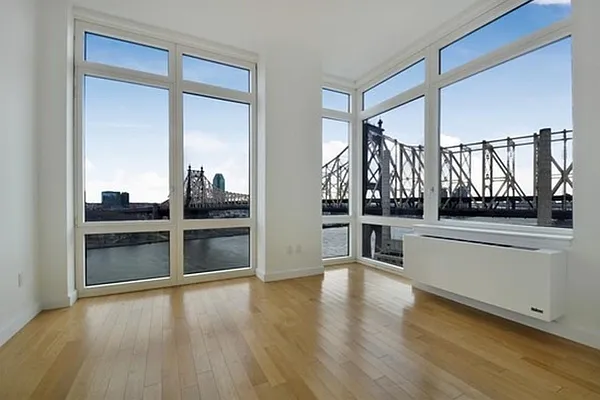 Rented by Corcoran | media 34