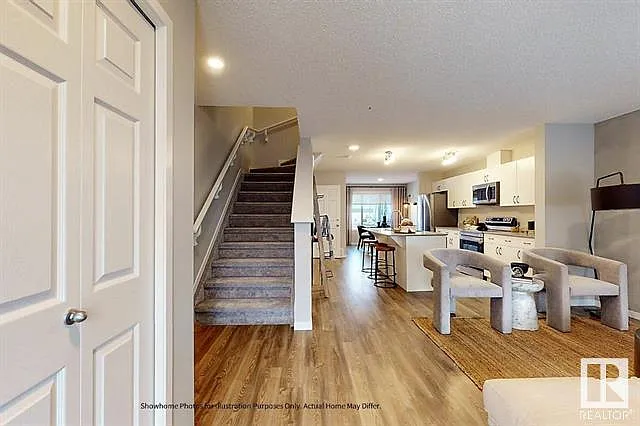 1225 16A Street NW, Edmonton — Photo 1