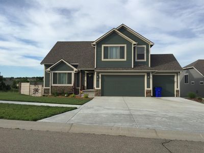 1643 Lariat Ln, Junction City, KS, 66441
