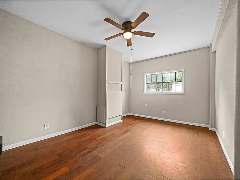 1522 N Ross Ave — Photo 10