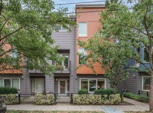8080 N Burlington Ave #15-3, Portland, OR 97203