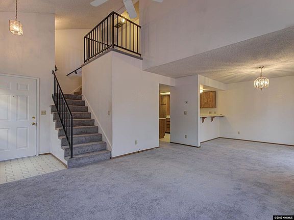 2nd image of 1726 Round Mountain Cir