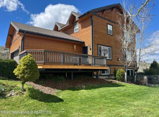 9561 Mountain View Dr, Tetonia, ID 83452