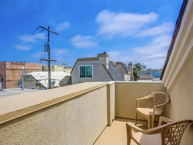 817 Ostend Ct — Photo 28