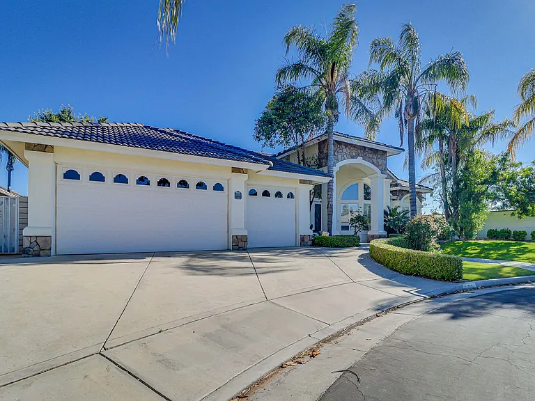 11217 Chiswick Ct — Photo 3