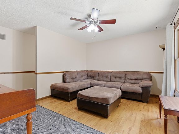 4th image of 2304 Terry Way