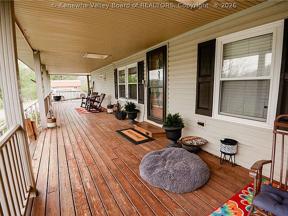 4th image of 520 Balser Ln