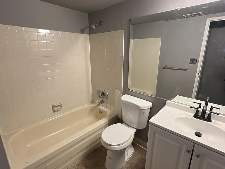 8555 Fairmount Dr #I102 — Photo 15