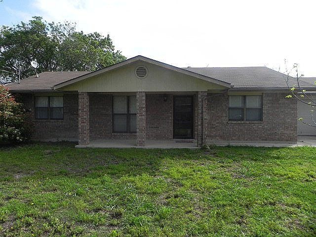 1st image of 1215 Oleander Dr