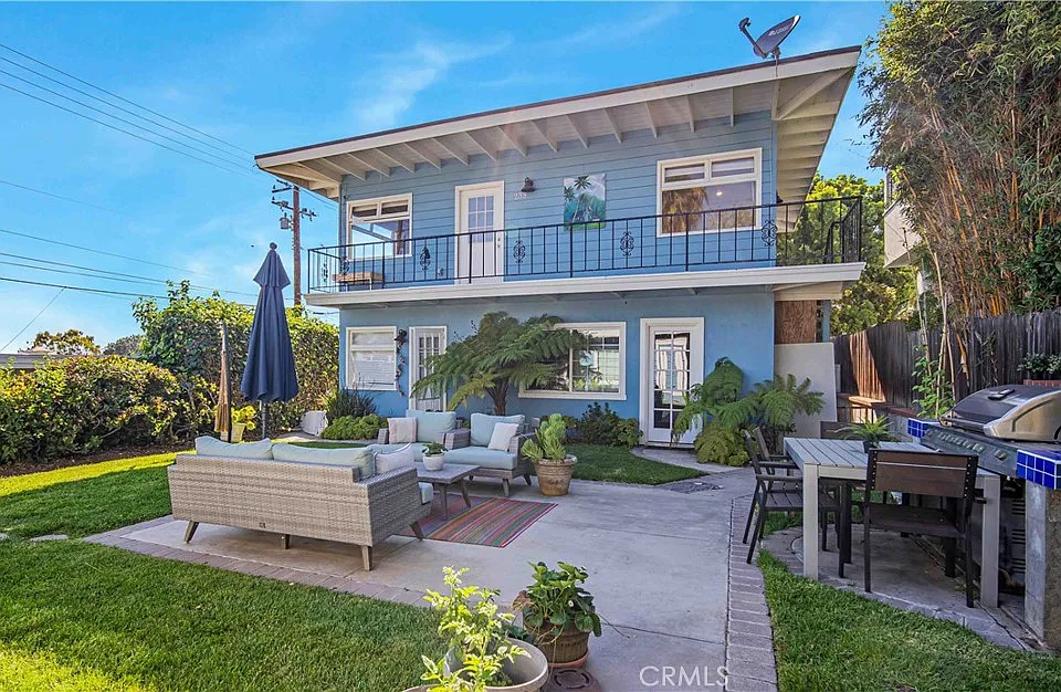 238 Cajon St