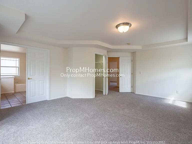 7561 SW Thornton Dr — Photo 13