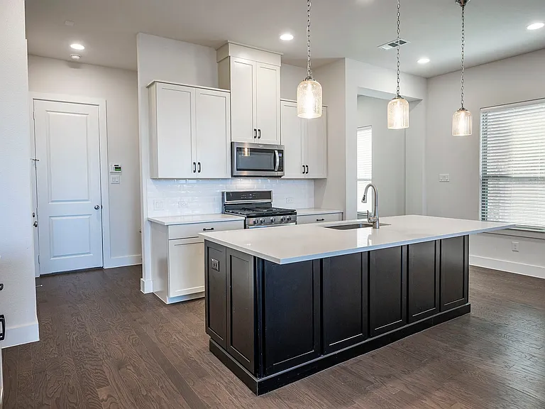 17769 Sage Ln — Photo 10