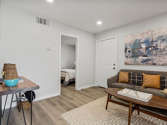 4th image of 4020 S 130th East Ave #1018