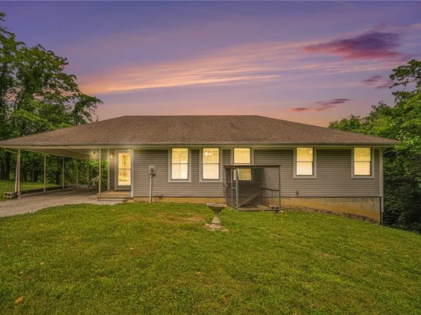 2311 N Liberty St, Independence, MO 64050