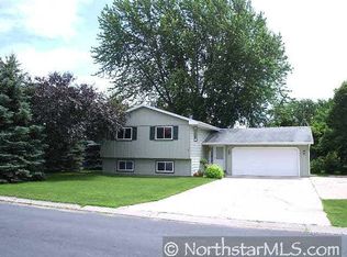 175 Crestview Ln W, Loretto, MN 55357