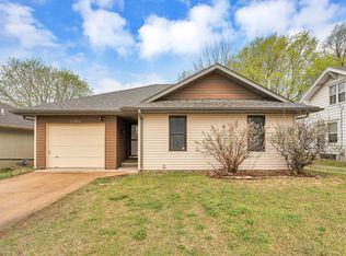 2205 N Prospect Avenue, Springfield, MO 65803