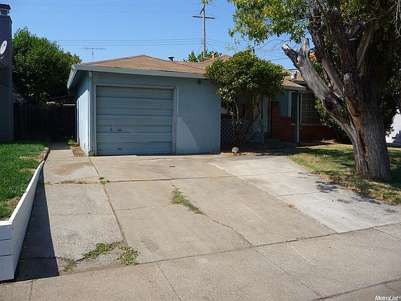 2nd image of 5200 73rd St