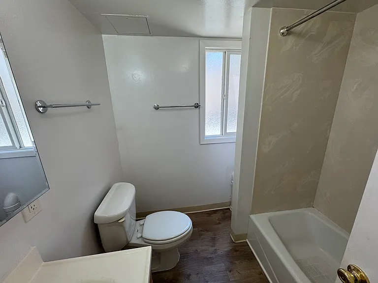 3216 Briggs Ave #B — Photo 8
