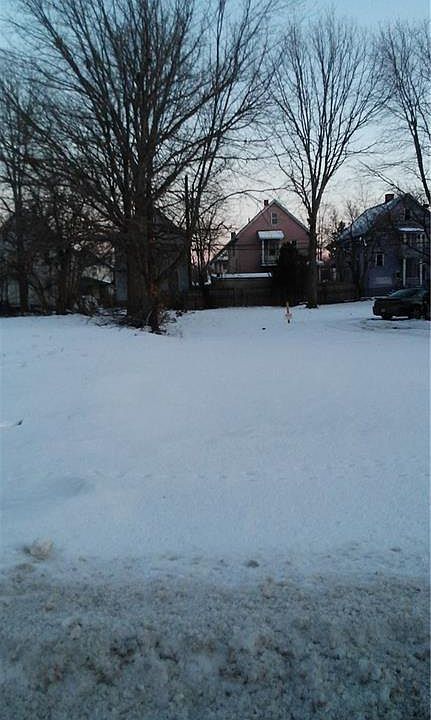 1st image of 13905 Crennell Ave
